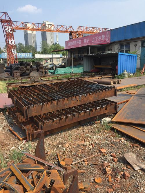 勇锋钢材市场违规企业整改工作进行中